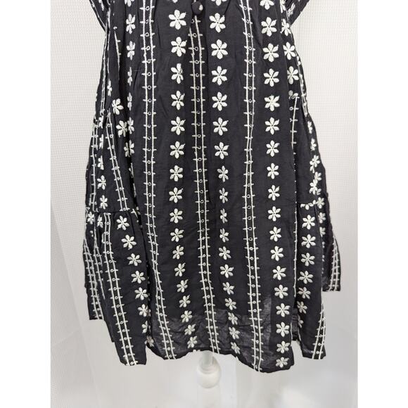 NWT@$39! RESET BY JANE! SWEET BLACK & WHITE EMBROIDERED FLOWERS MINI DRESS! SZ M - Picture 4 of 8